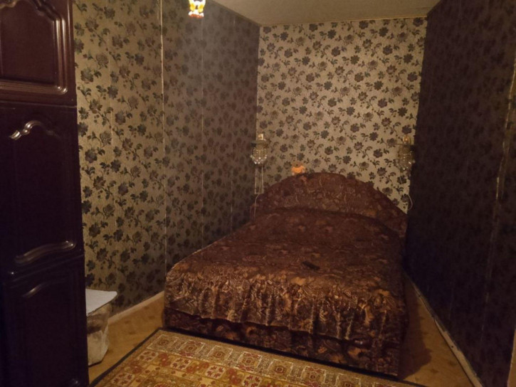 4-комн квартира ДСК мкр, 3