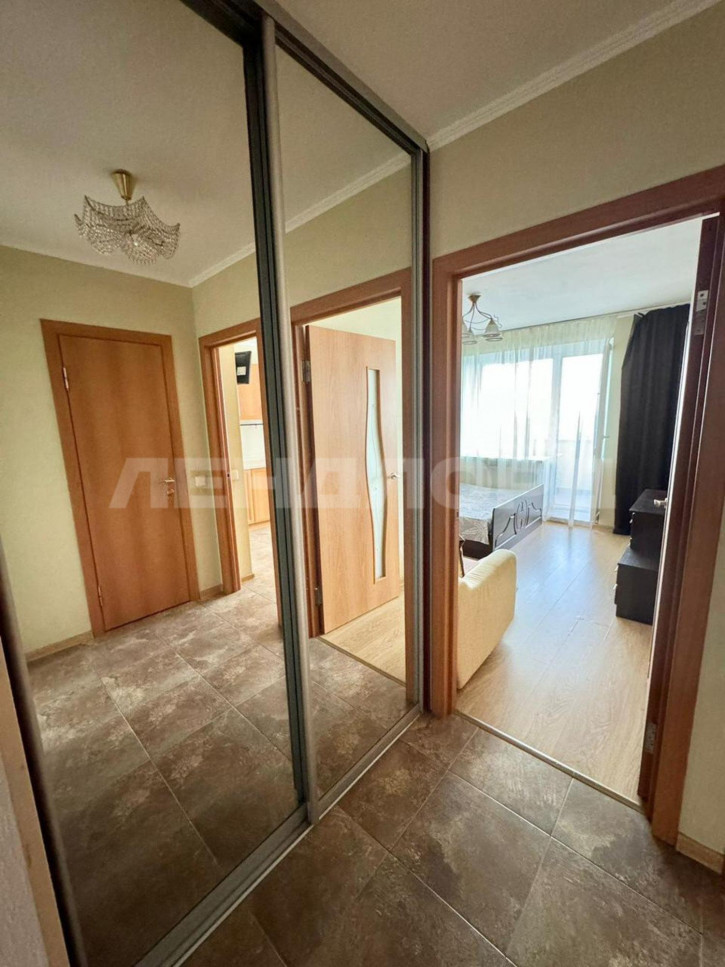 1-комн квартира улица 11-я Линия, 53