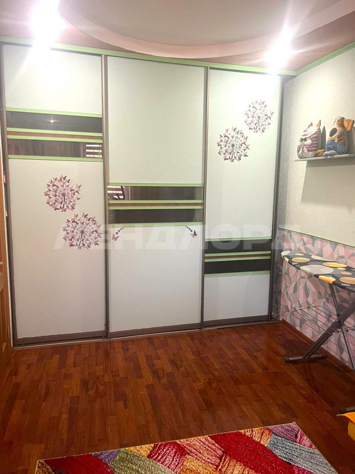 3-комн квартира Рабочая улица, 80А