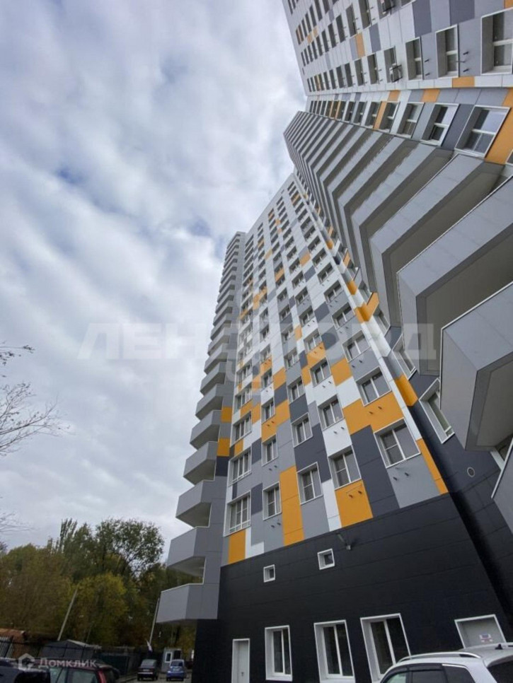 2-комн квартира улица Луначарского, 177Бк2