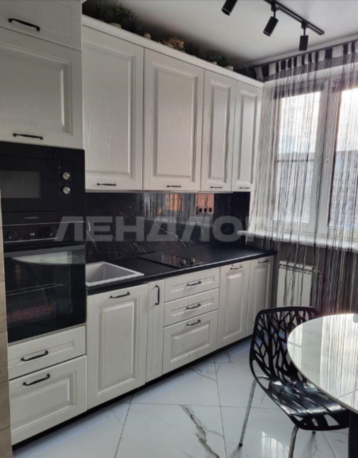 2-комн квартира Орбитальная улица, 15