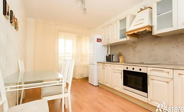 2-комн квартира Комсомольский мкр, 34,  д. 34