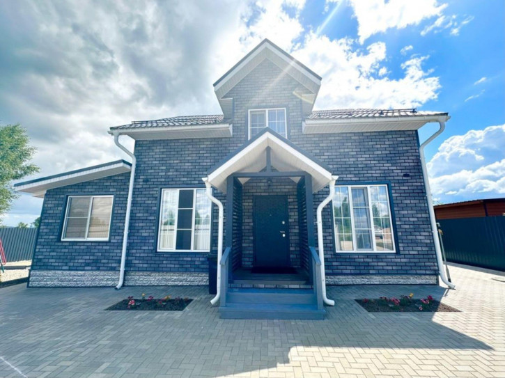 Коттедж/дом Победы ул., 193 Коттедж/дом Победы ул., 193