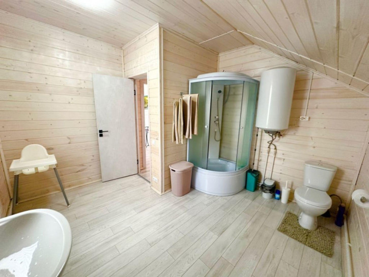 Коттедж/дом Победы ул., 193 Коттедж/дом Победы ул., 193