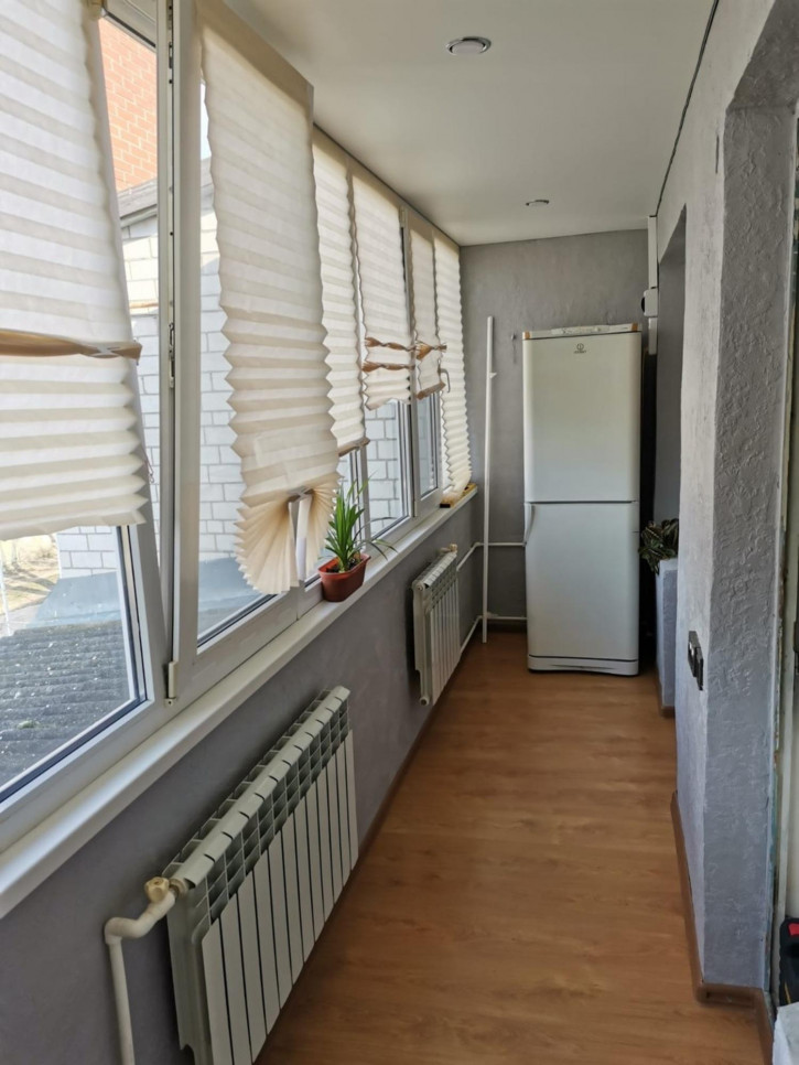 2-комн квартира улица Горького, 25