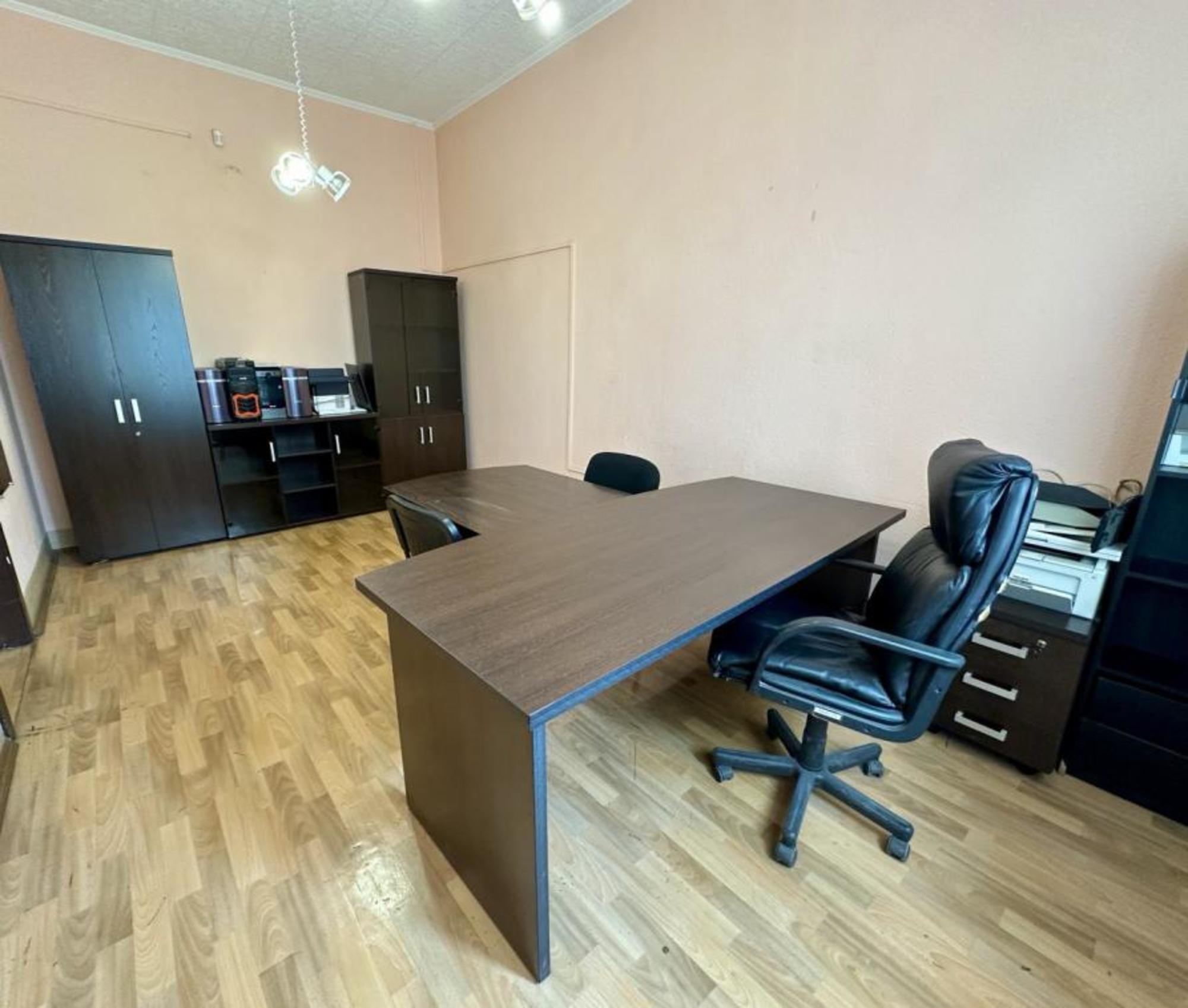 Купить офис, помещение под офис за 41 000 000 рублей на пр-кт Советский, 60а