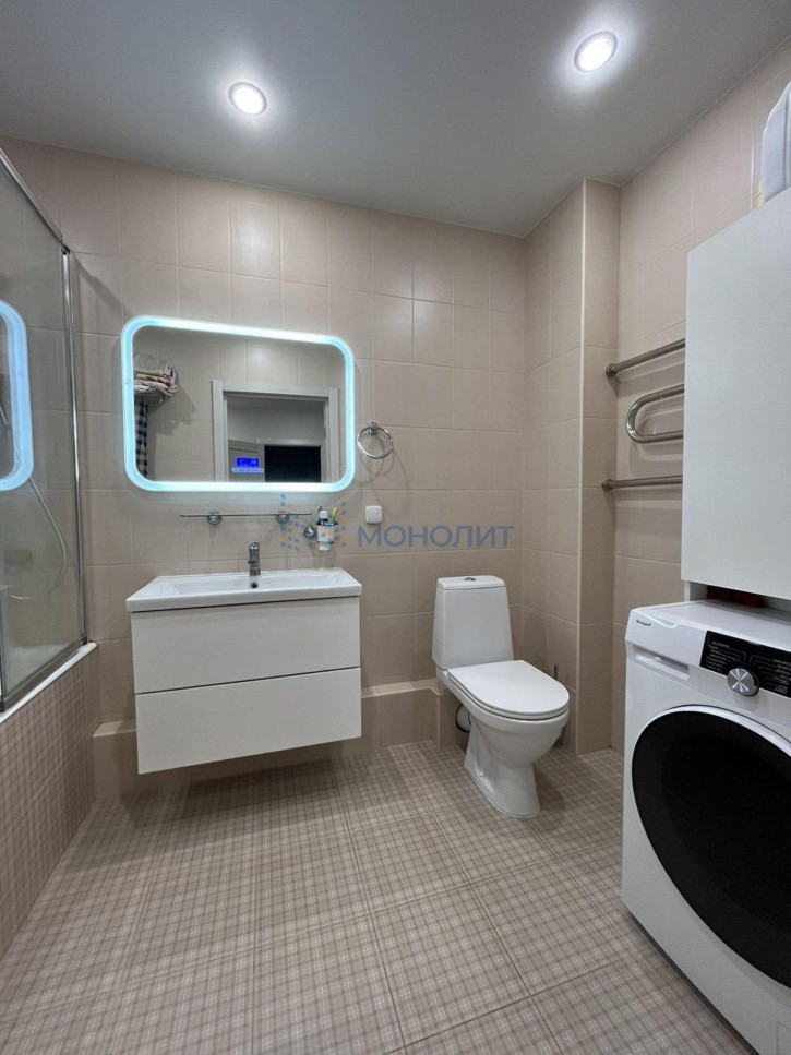 3-комн квартира Профинтерна ул, 26