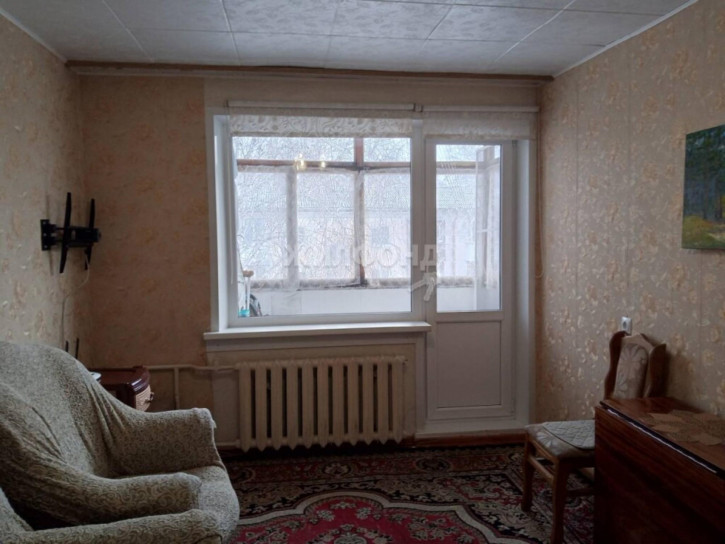 2-комн квартира Зорге, 123