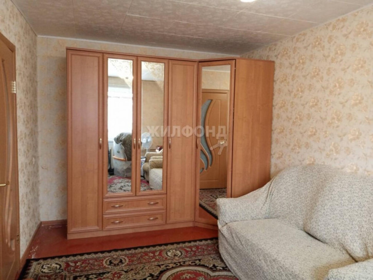 2-комн квартира Зорге, 123
