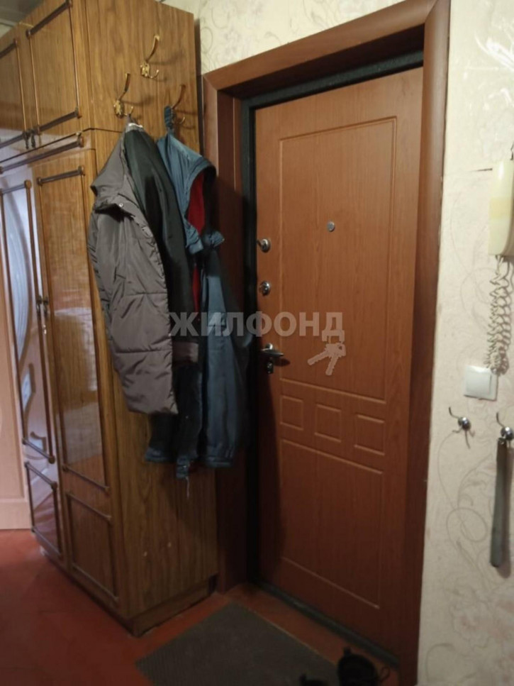2-комн квартира Зорге, 123