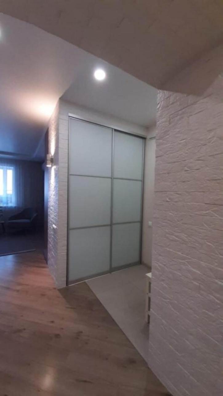 6-комн квартира Демакова, 17