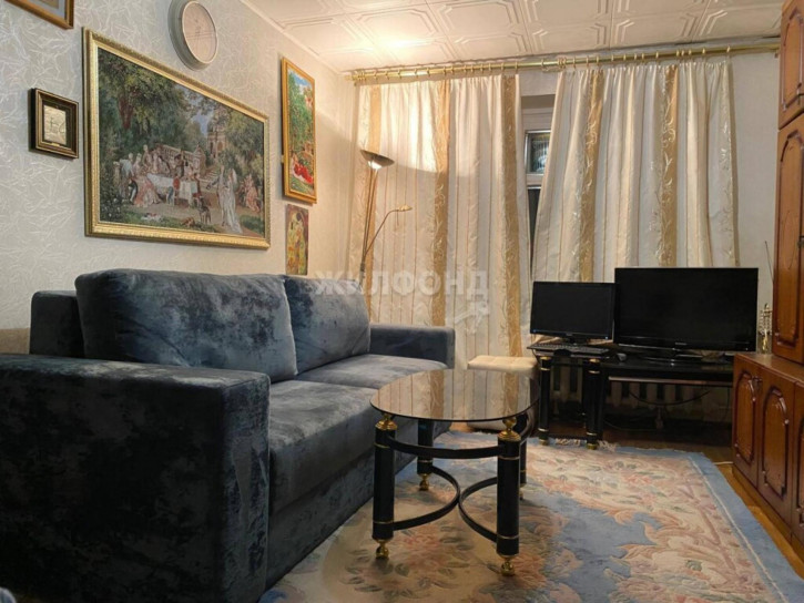 2-комн квартира Пархоменко, 26