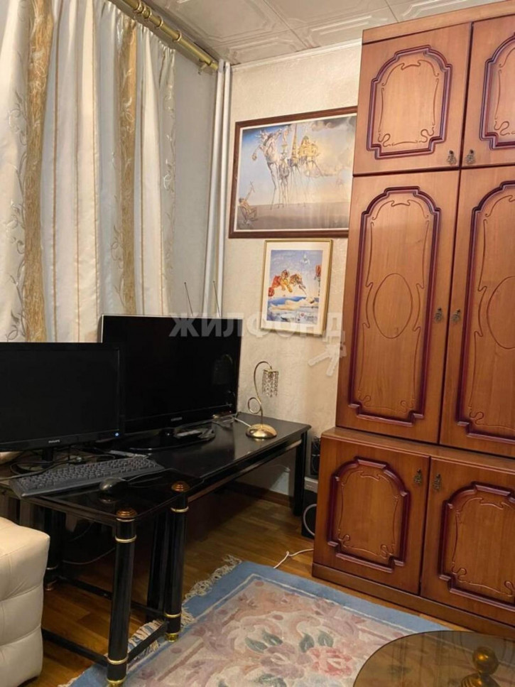 2-комн квартира Пархоменко, 26