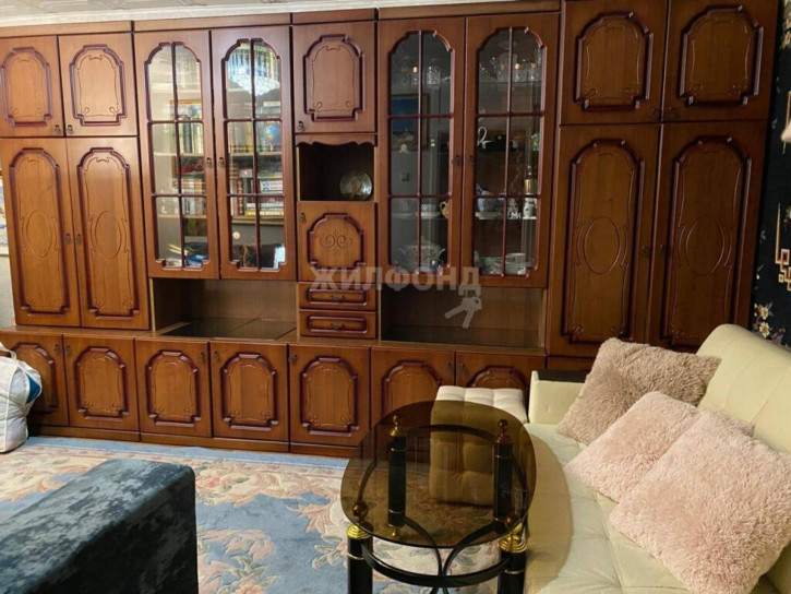 2-комн квартира Пархоменко, 26