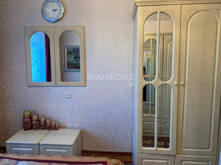 2-комн квартира Пархоменко, 26