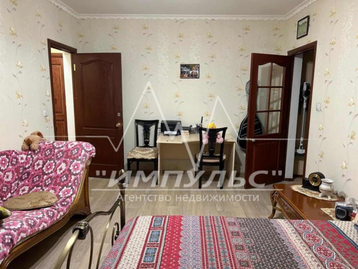 2-комн квартира 202-й микрорайон, 16