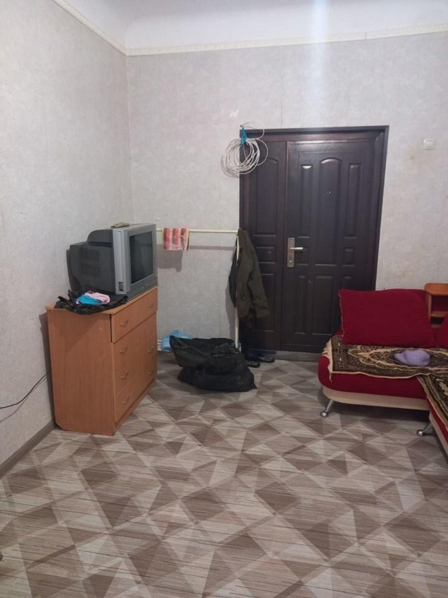 Сдать комнату за 8 000 рублей на Металлургов проспект, 84