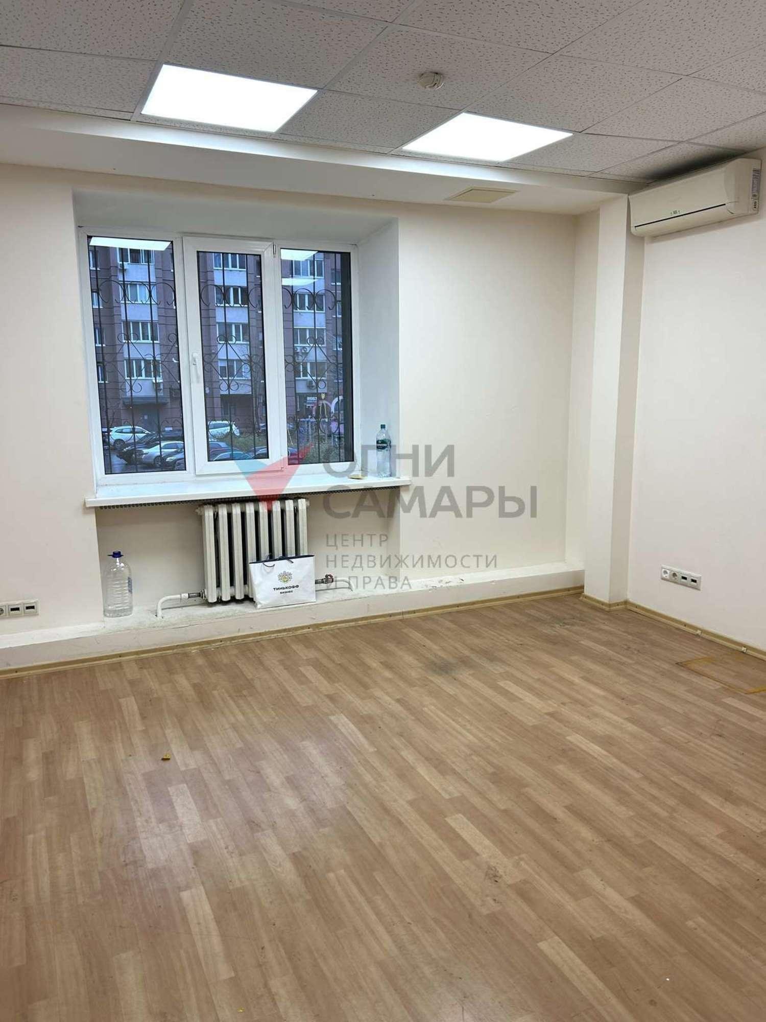 Купить помещение свободного назначения за 24 000 000 рублей на 6-я просека, 137