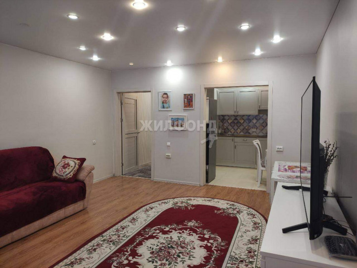 3-комн квартира Виктора Шевелева улица, д.18/1