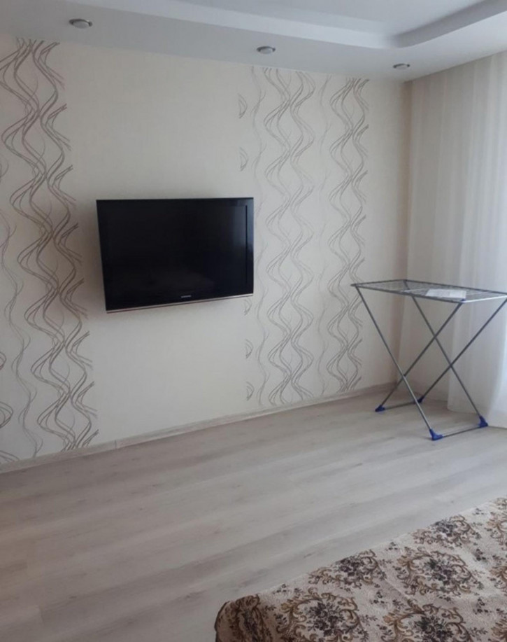 1-комн квартира Гая улица, 21