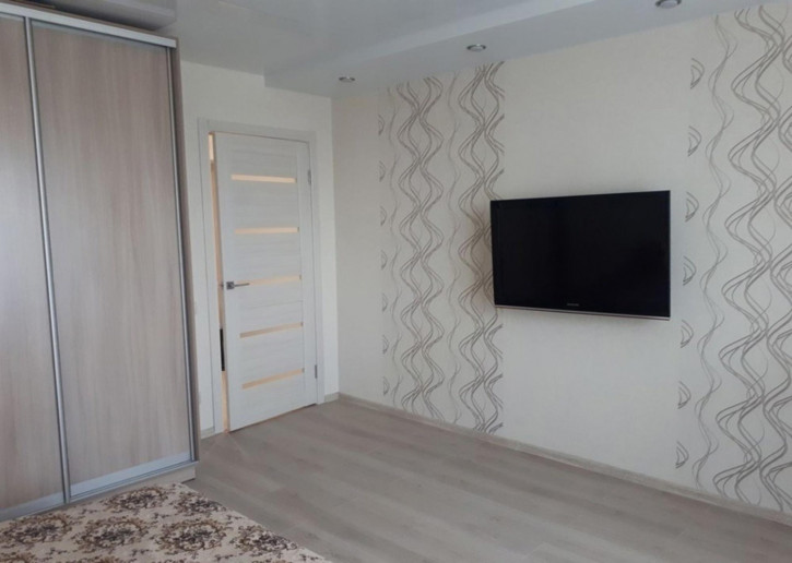 1-комн квартира Гая улица, 21
