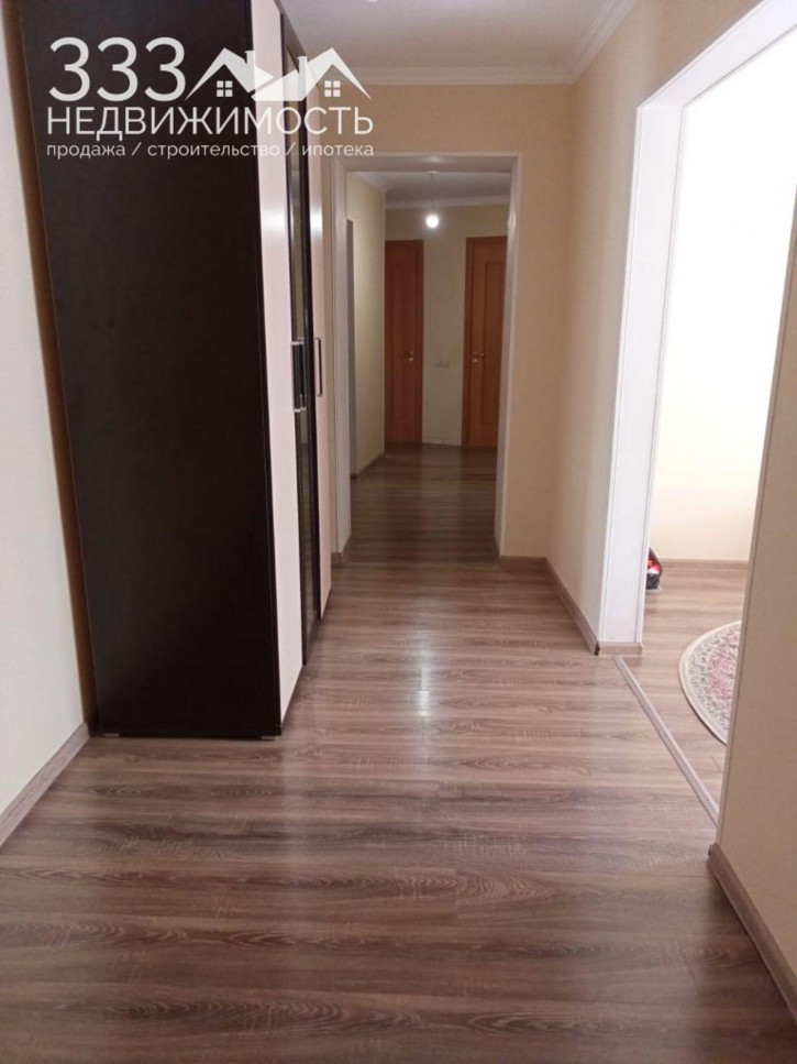 4-комн квартира Калинина ул, 62