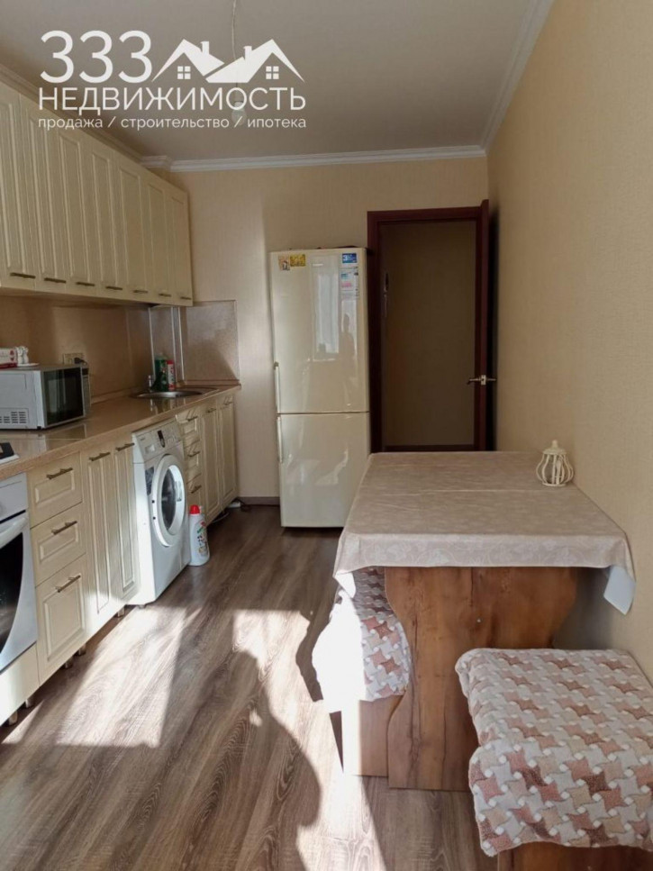 4-комн квартира Калинина ул, 62