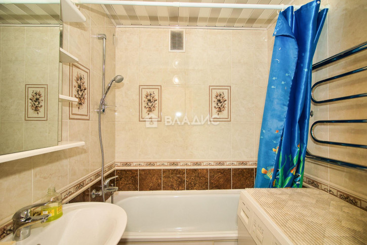 3-комн квартира улица Строителей