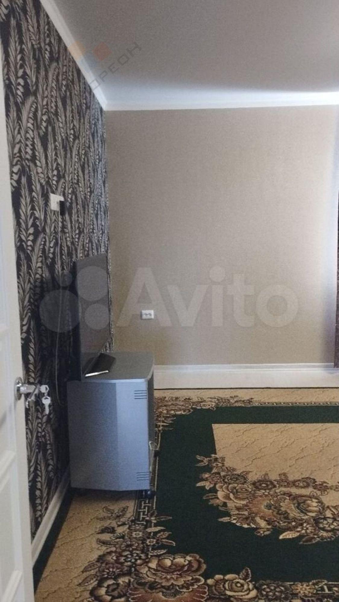 Купить дачу, дом, коттедж за 15 000 000 рублей на Толстого ул, 10/а