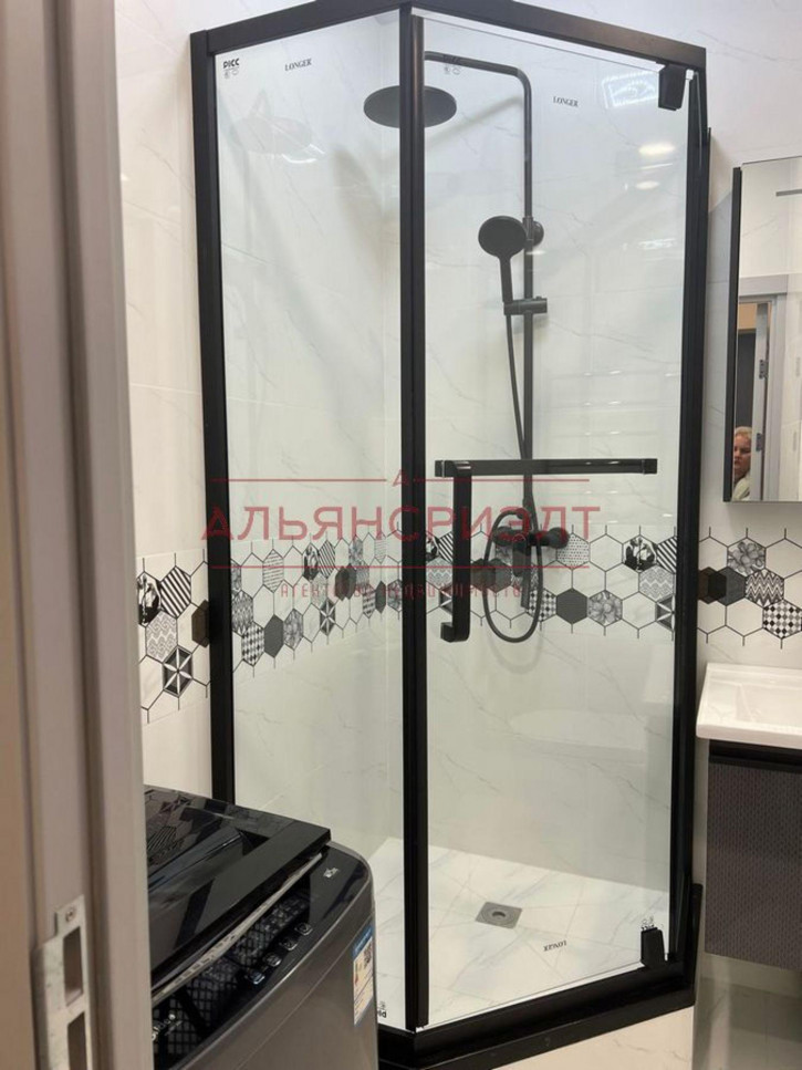 2-комн квартира ул. Связистов,162 2-комн квартира ул. Связистов,162