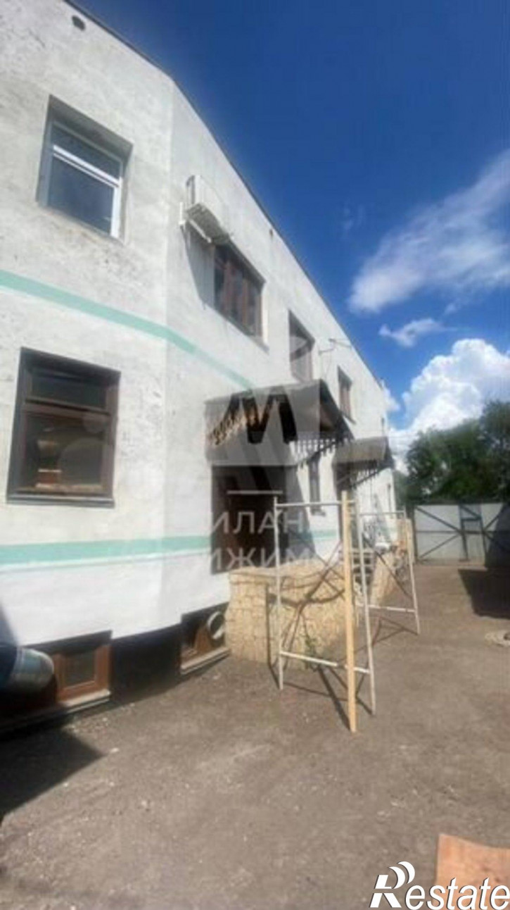 Отдельное здание Казаковская улица, 35,  д. 35 Отдельное здание Казаковская улица, 35,  д. 35