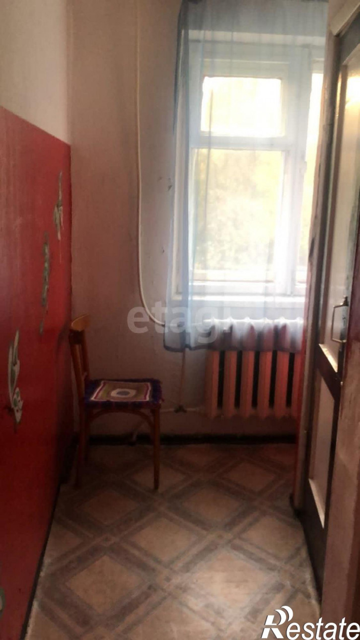 Комната улица Профсоюзов, 15,  д. 15