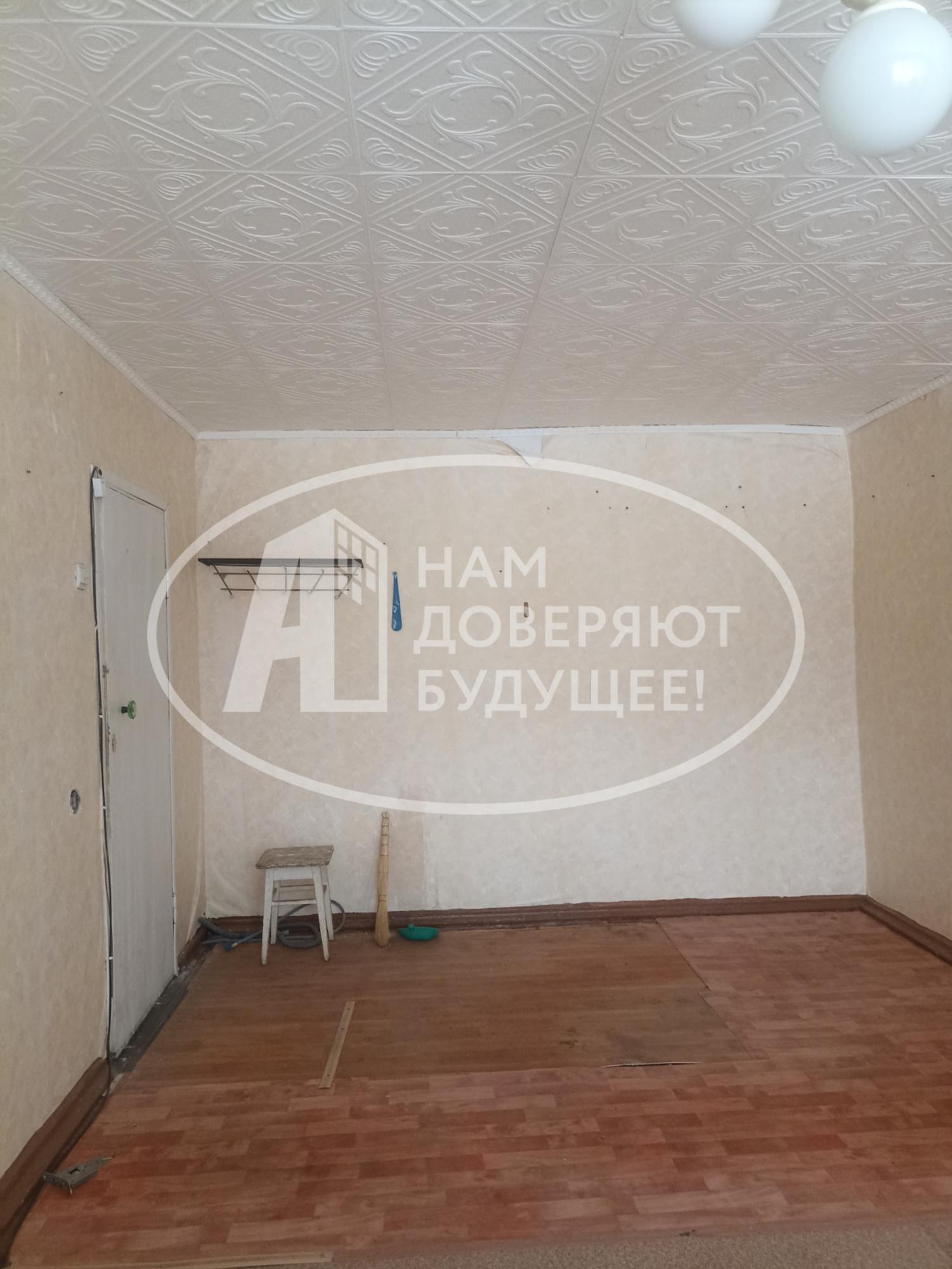 Купить комнату за 300 000 рублей на улица Смышляева, 106
