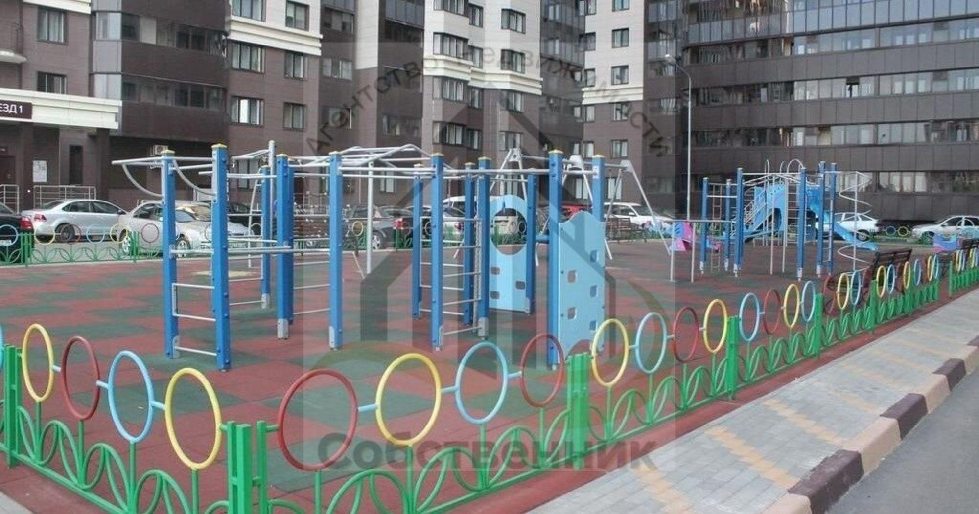 Сдать квартиру за 25 000 рублей на Московский пр-кт, 120