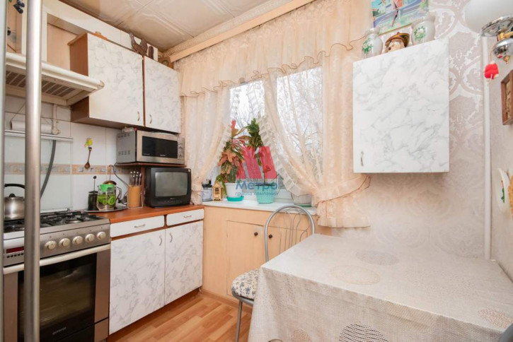 2-комн квартира Большие Полянки улица, д.21 2-комн квартира Большие Полянки улица, д.21