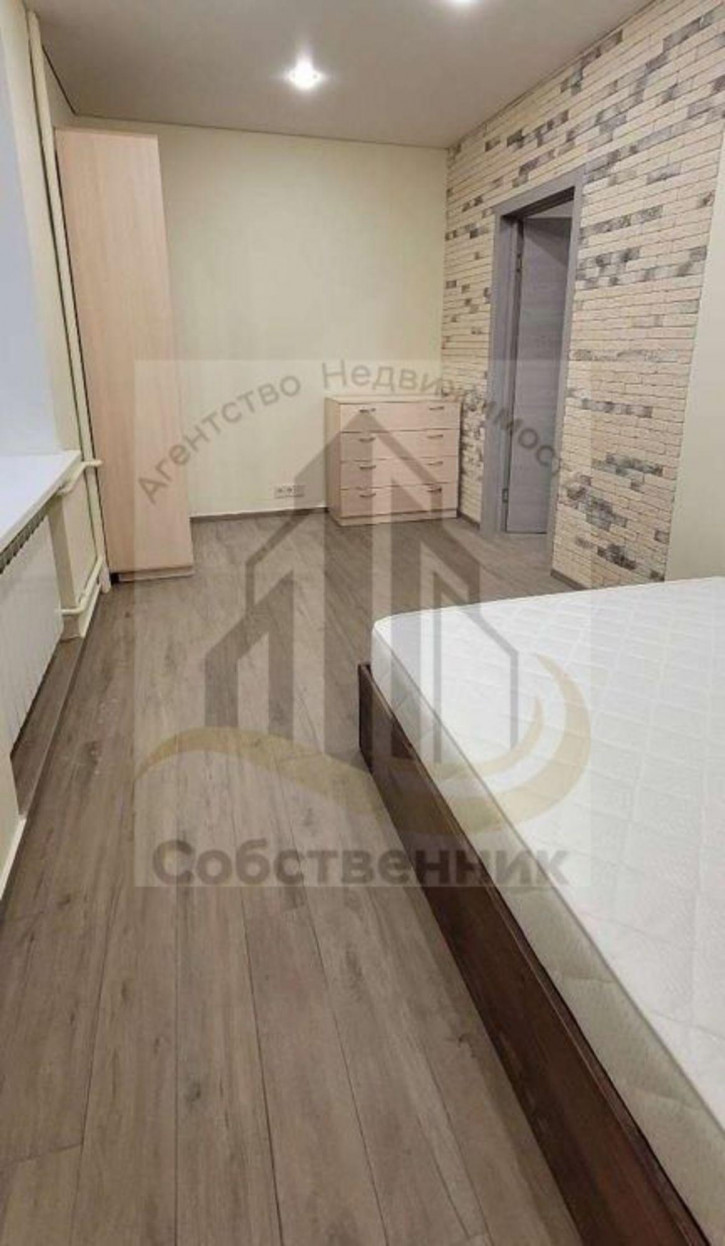 2-комн квартира Революции пр-кт, 53 2-комн квартира Революции пр-кт, 53