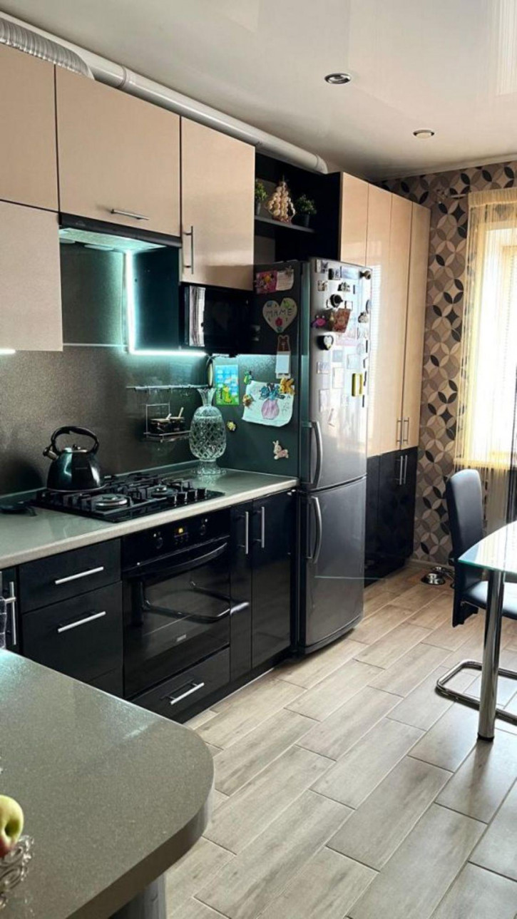 2-комн квартира Красноармейский б-р, 13