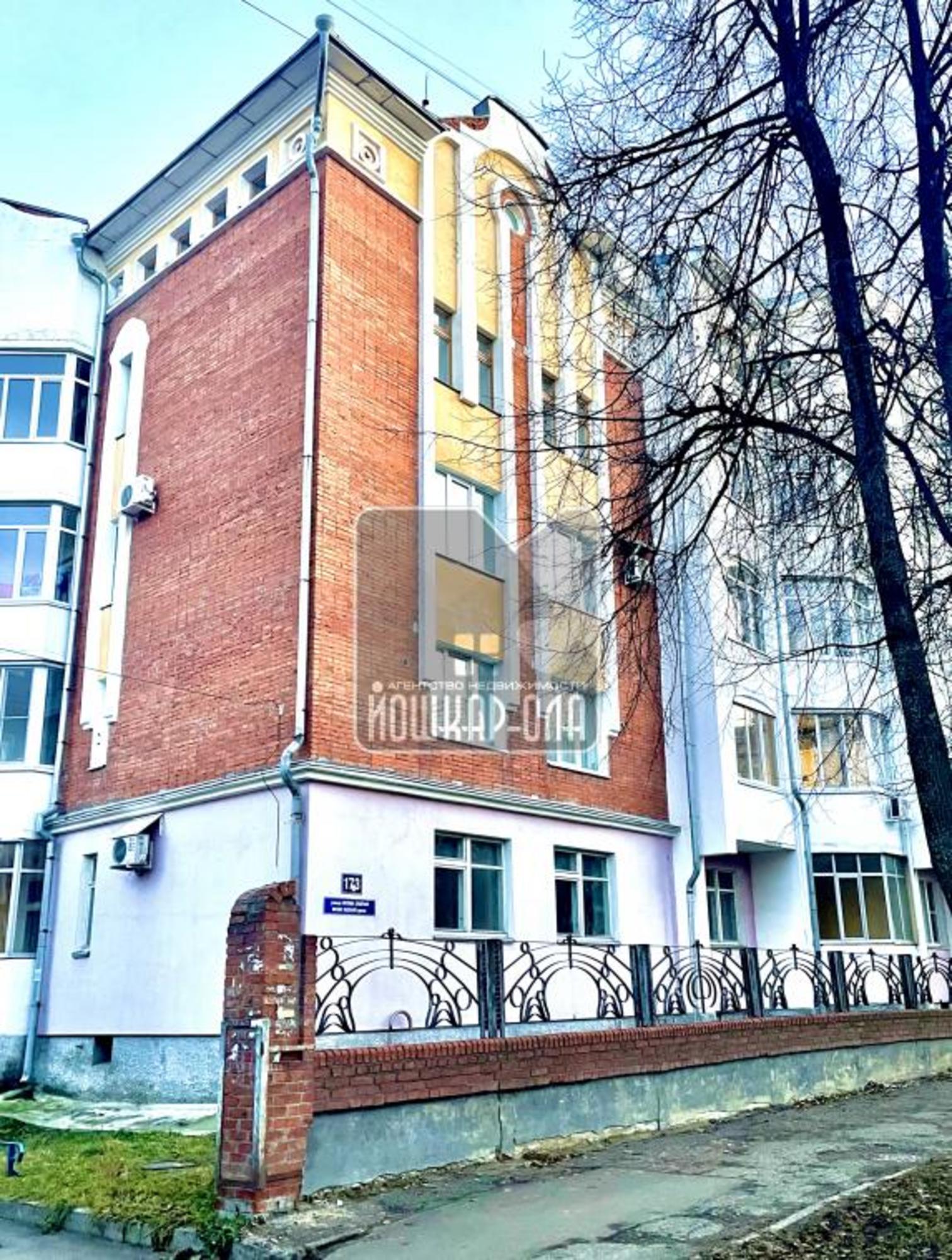 Купить квартиру за 15 000 000 рублей на Якова Эшпая, 173