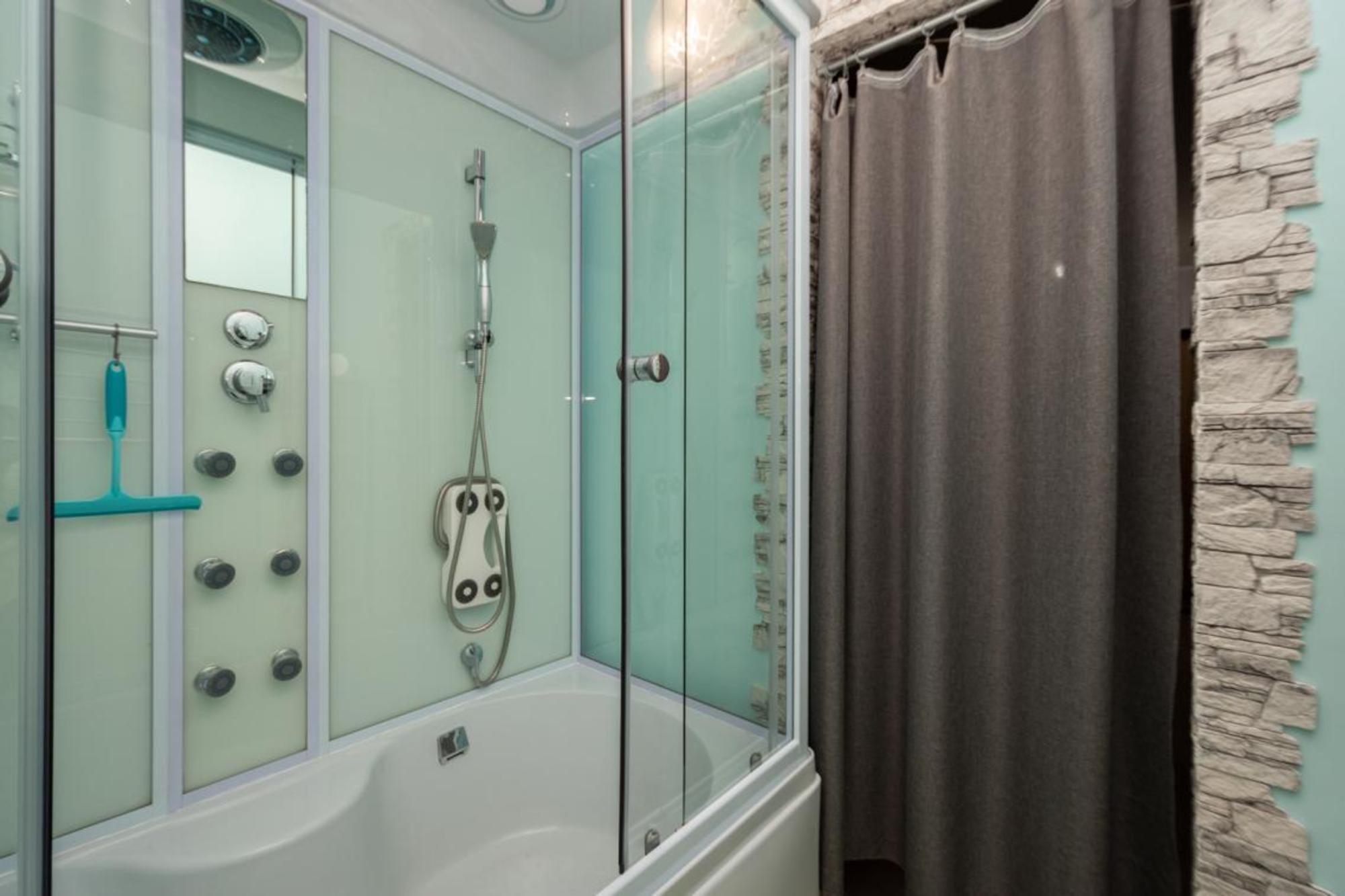 Купить квартиру за 5 750 000 рублей на Розы Люксембург, 118/4