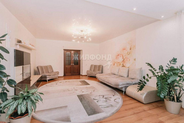 3-комн квартира Карла Маркса проспект, д.47/1