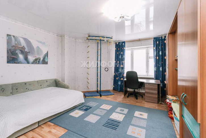 3-комн квартира Карла Маркса проспект, д.47/1