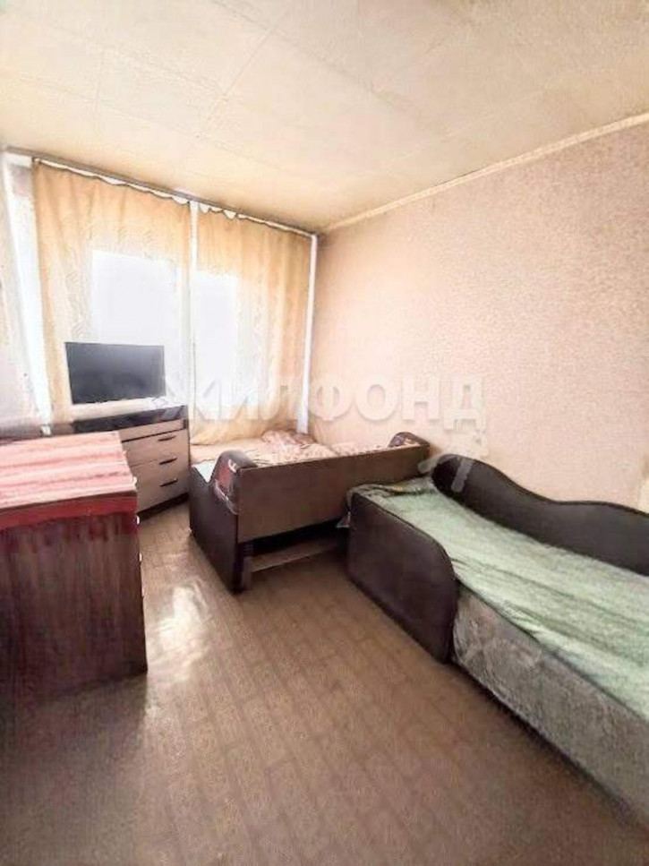 2-комн квартира Авиастроителей улица, д.2/2 2-комн квартира Авиастроителей улица, д.2/2