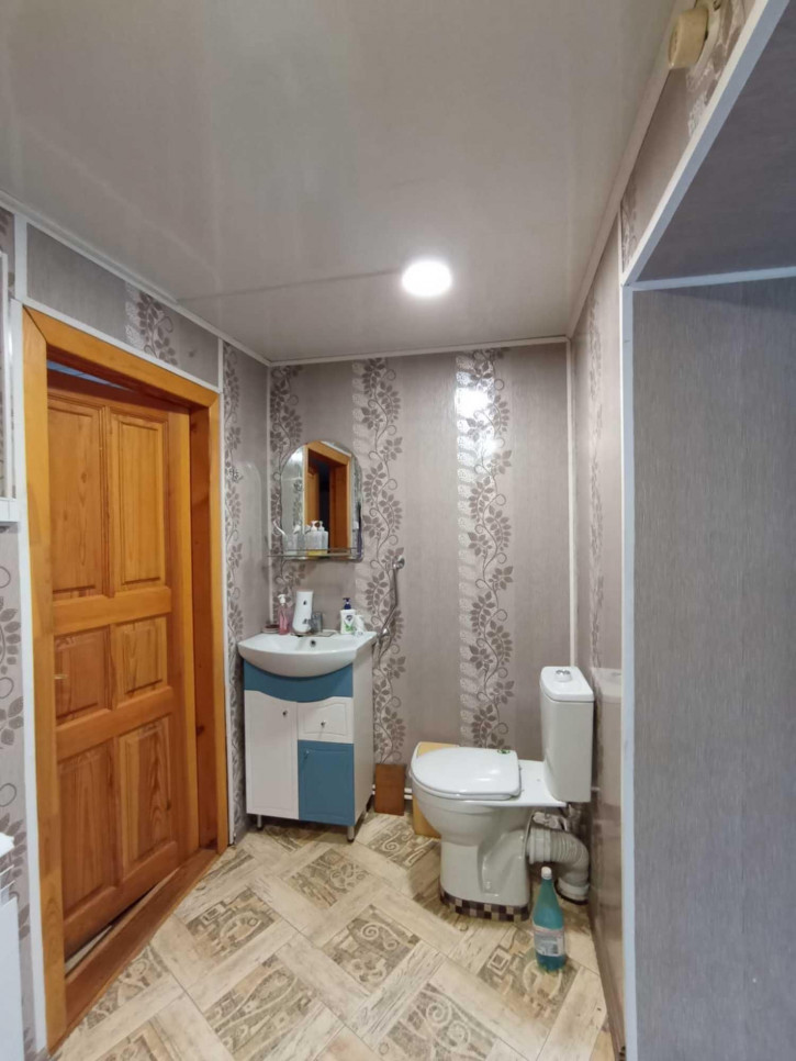 3-комн квартира улица Петра Береснева 3-комн квартира улица Петра Береснева