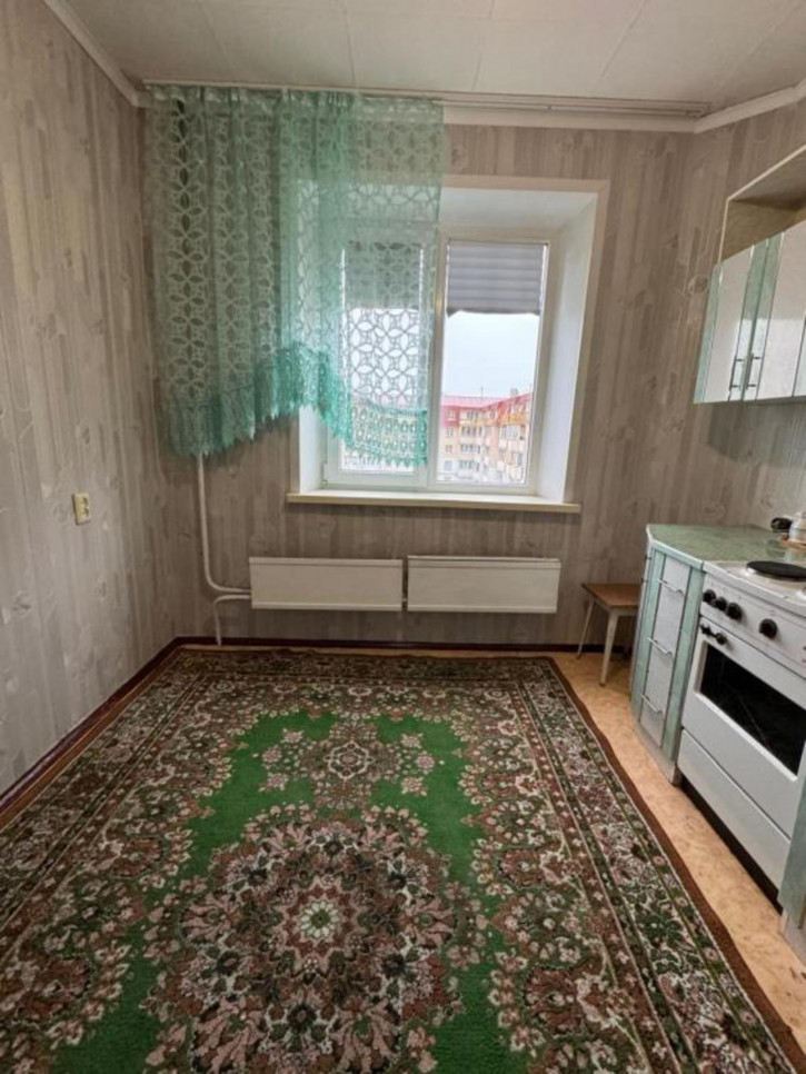 2-комн квартира Центральный микрорайон, 35