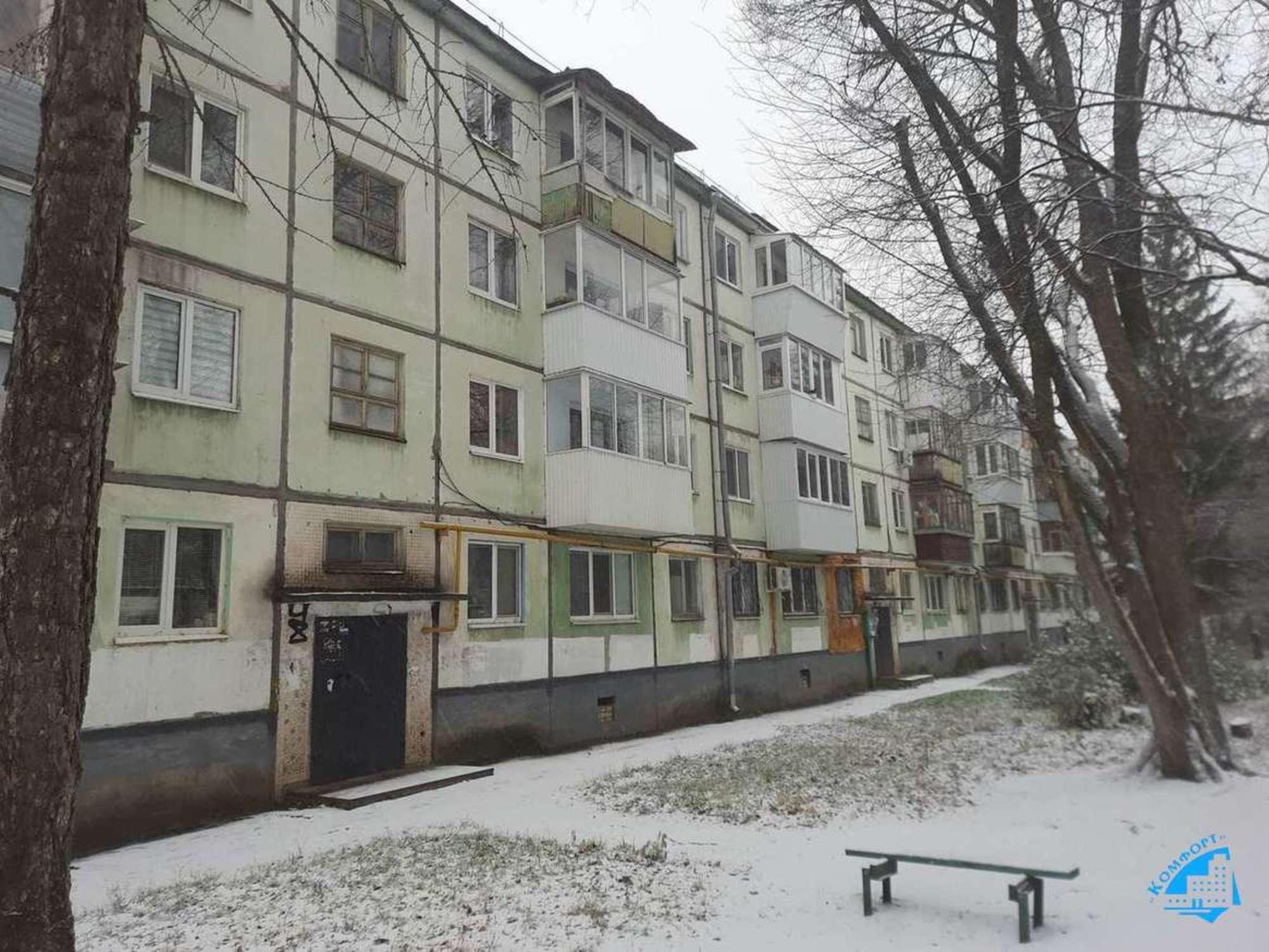 Купить квартиру за 3 800 000 рублей на 12-й квартал, 4