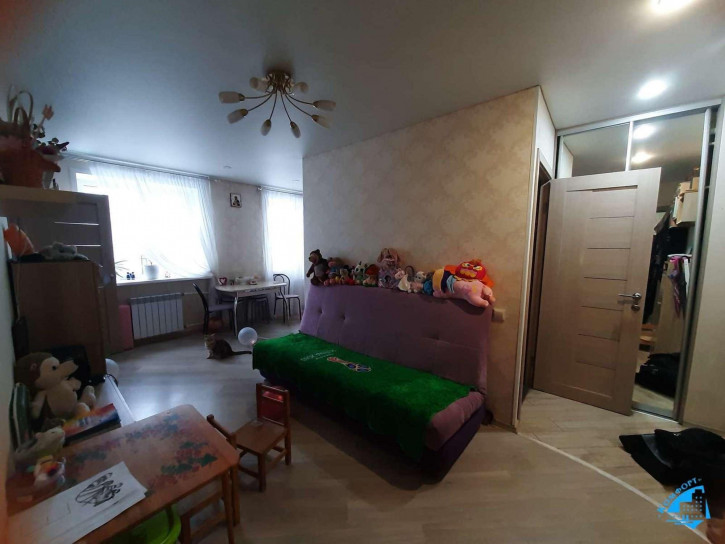 2-комн квартира 12-й квартал, 4