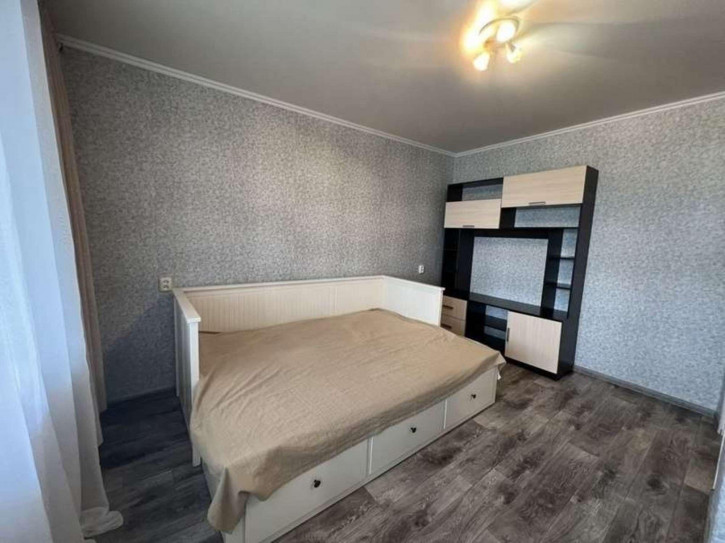 1-комн квартира Железной Дивизии улица, 7