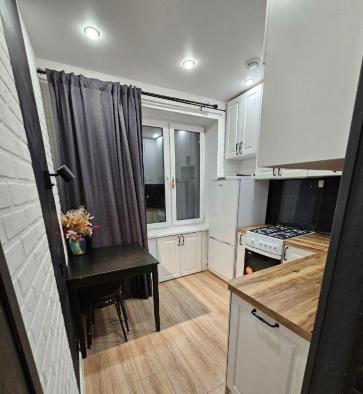 2-комн квартира Республиканская улица, 69