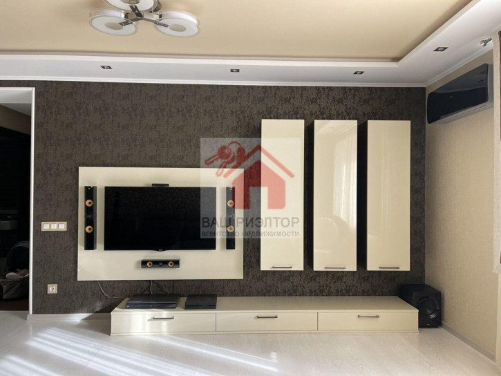 3-комн квартира 22 Партсъезда улица, 182