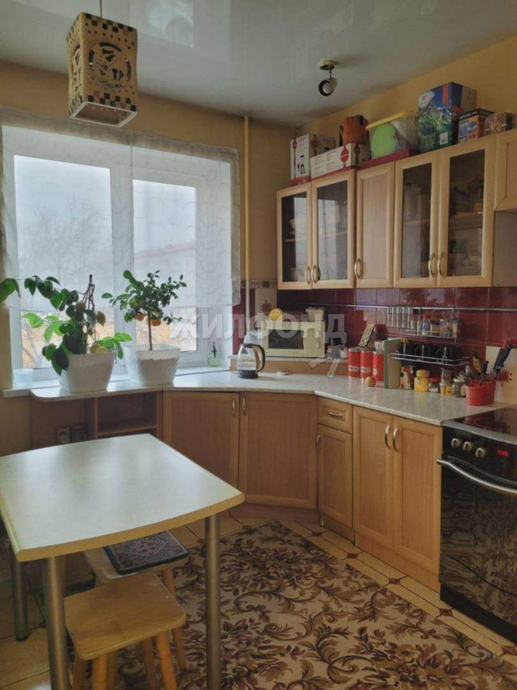 4-комн квартира Калинина улица, д.14 4-комн квартира Калинина улица, д.14